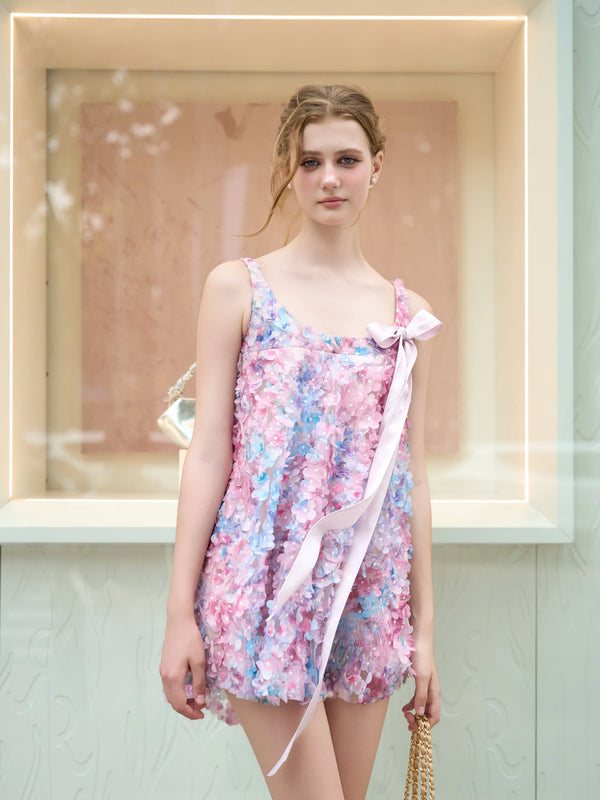 CLINTON DRESS – Eye-Catching From The Very First Glance